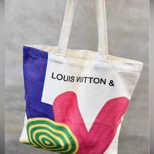 NWOT LV tote bag
